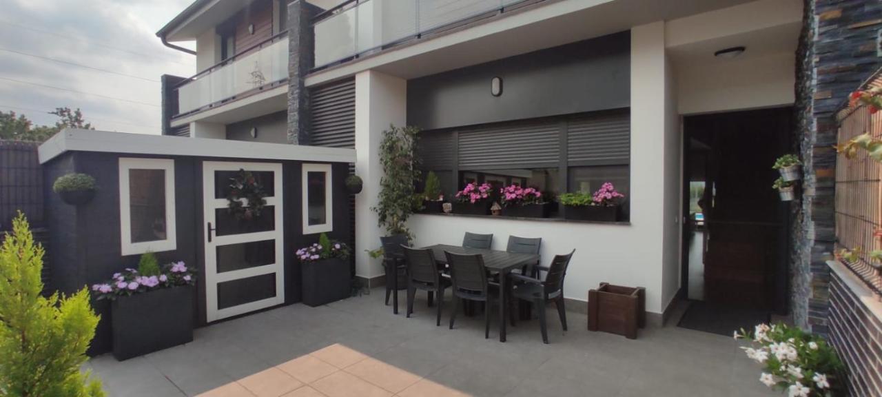 Rentería Ikasmendiヴィラ エクステリア 写真